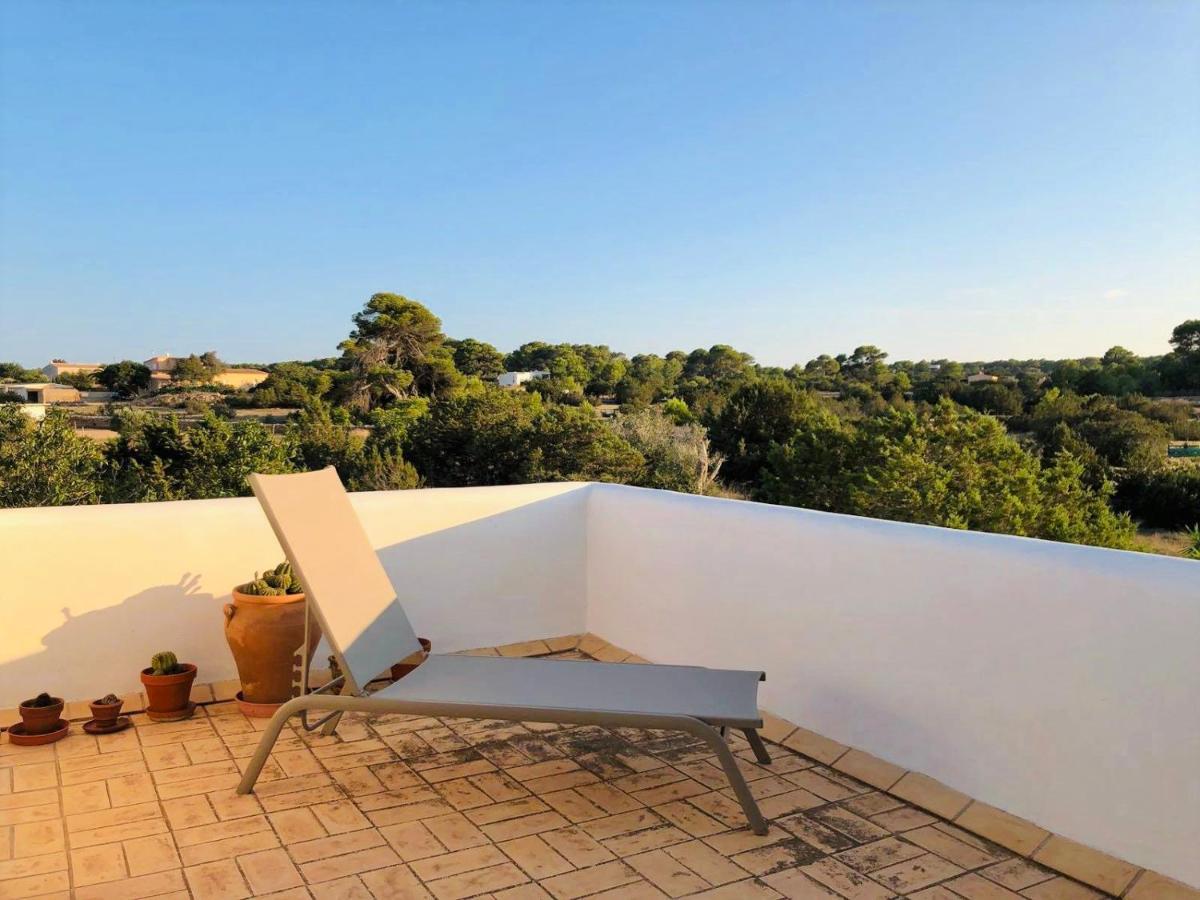 Ses Oliveres Cala Saona Bagian luar foto