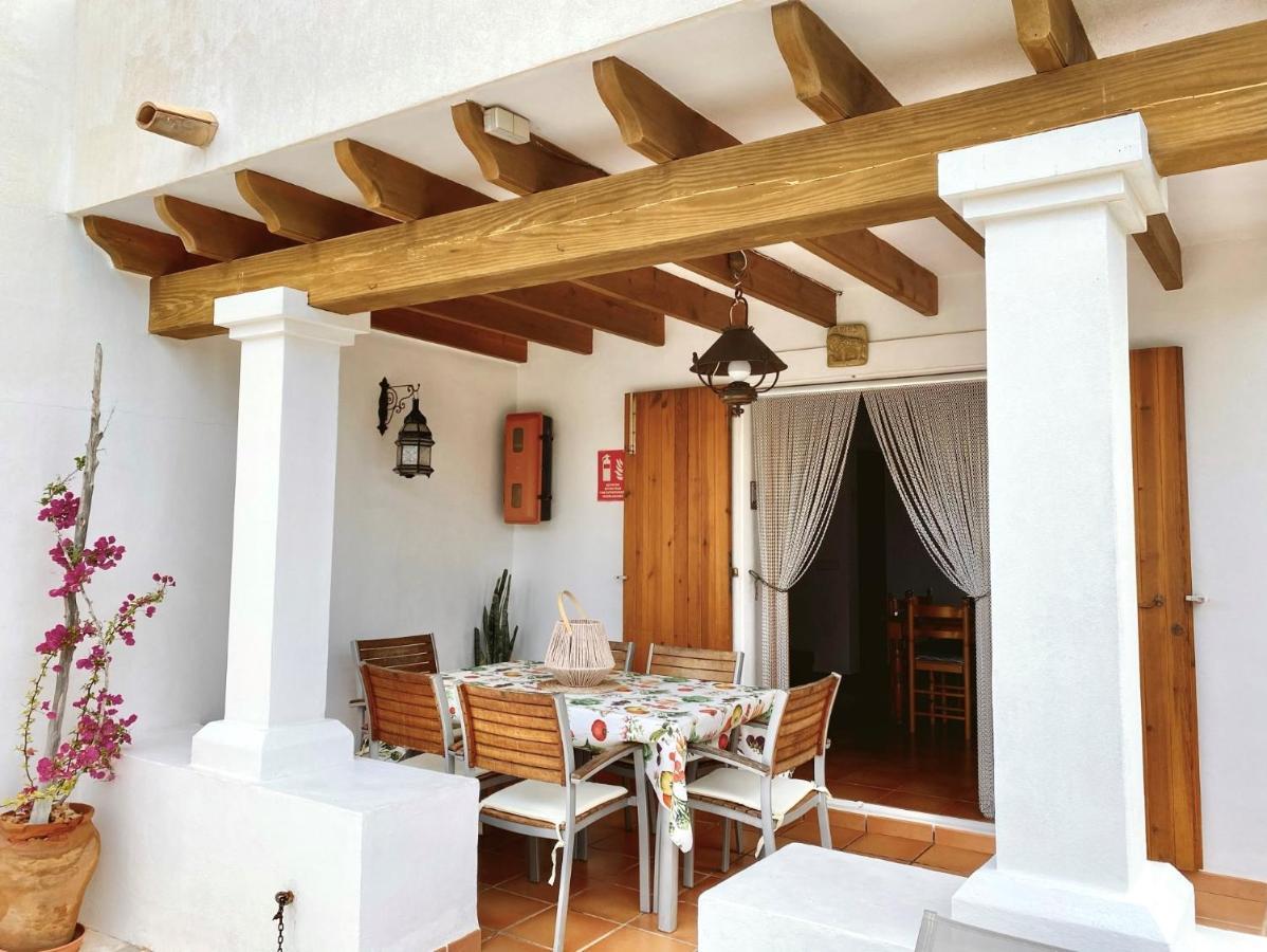 Ses Oliveres Cala Saona Bagian luar foto